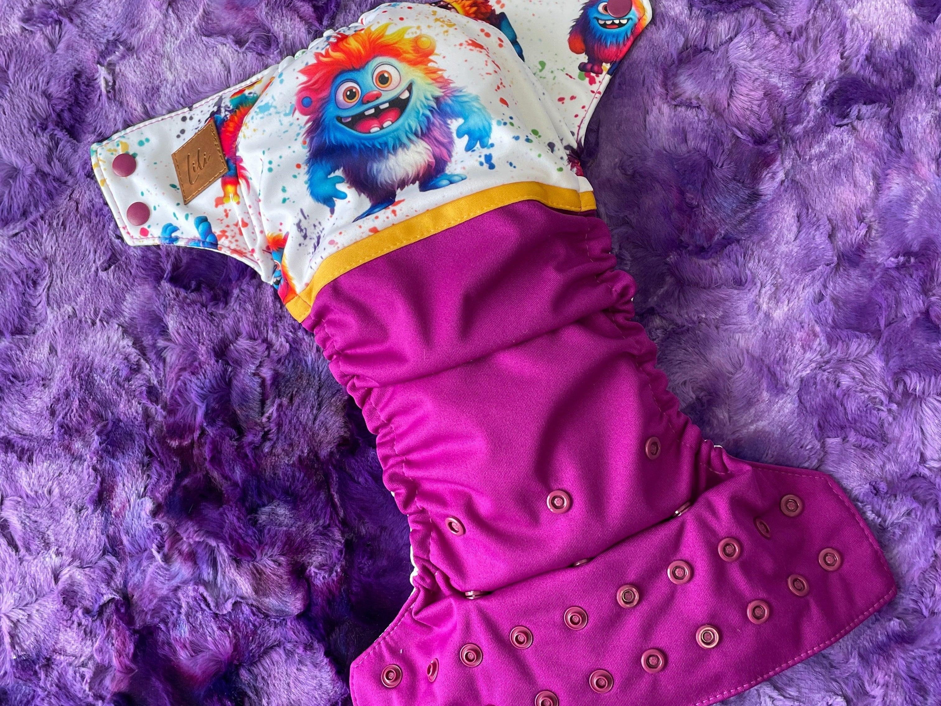 Couche lavable | taille NOUVEAU-NÉ | P'tits Monstres (wrap) - Les Confections Lili