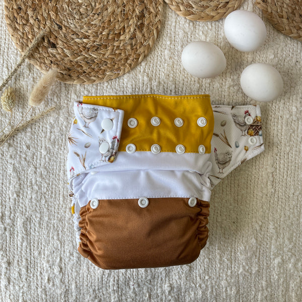 Cloth Diaper | One size Scrappy-wrap | A hen and her chicks
