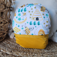 Cloth Diaper | One size | Busy bees (wrap)