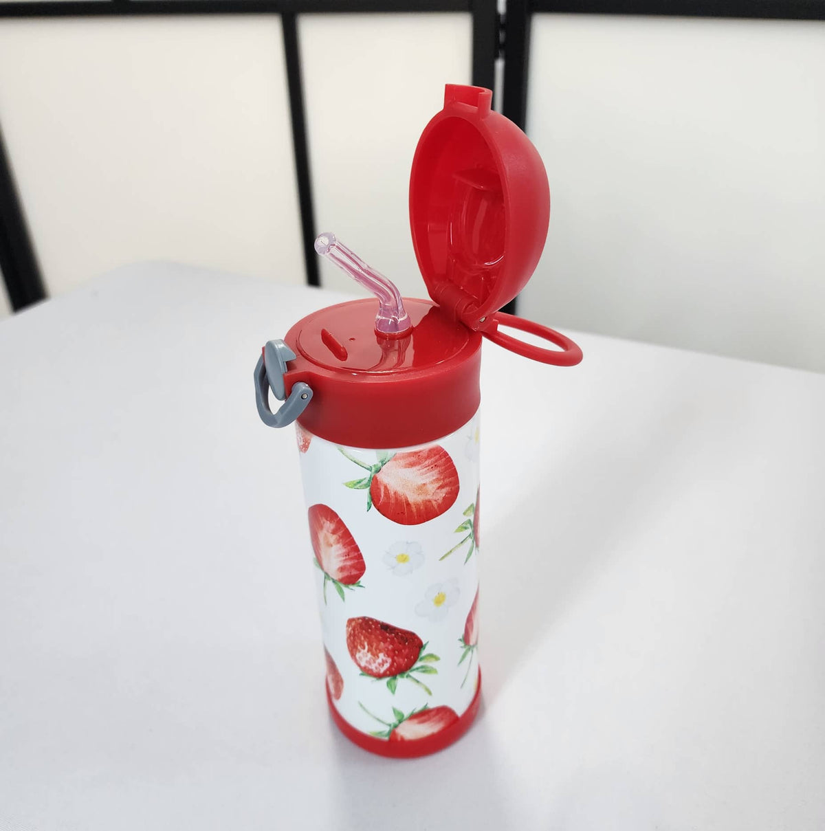 Bouteille isotherme pour enfant | Champ de fraises (précommande)