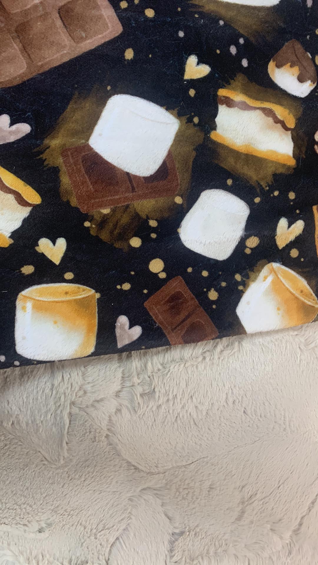 Simple comforter ready to go | Hot smores [Minky/Faux Fur]