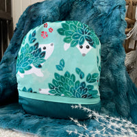 Comforters | Pre-order | Porcupine and leaves