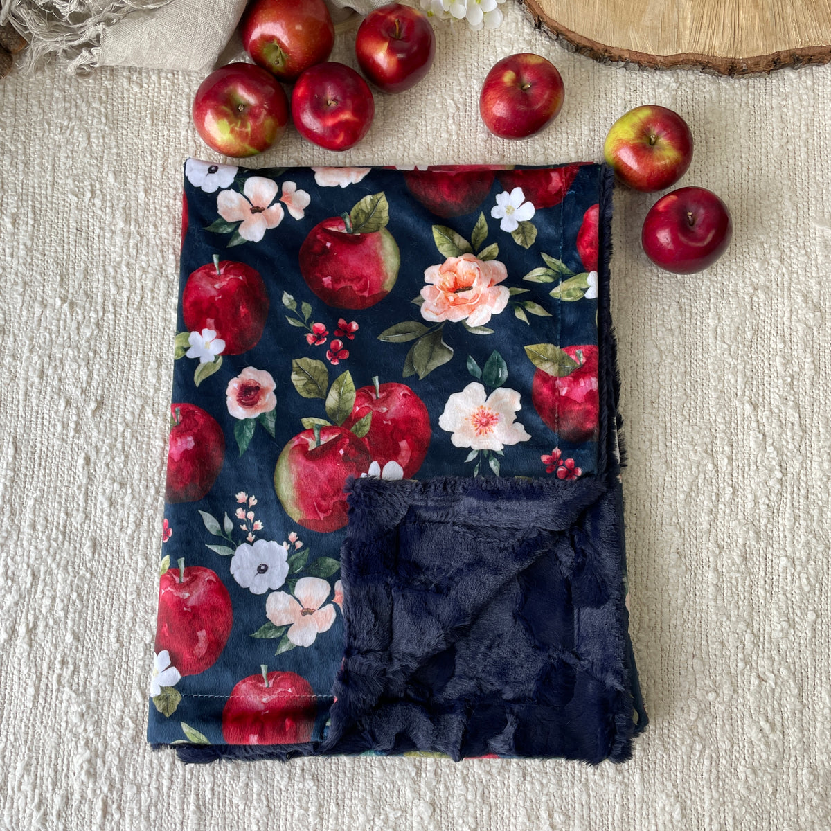 Comforters | Pre-order | Apple red