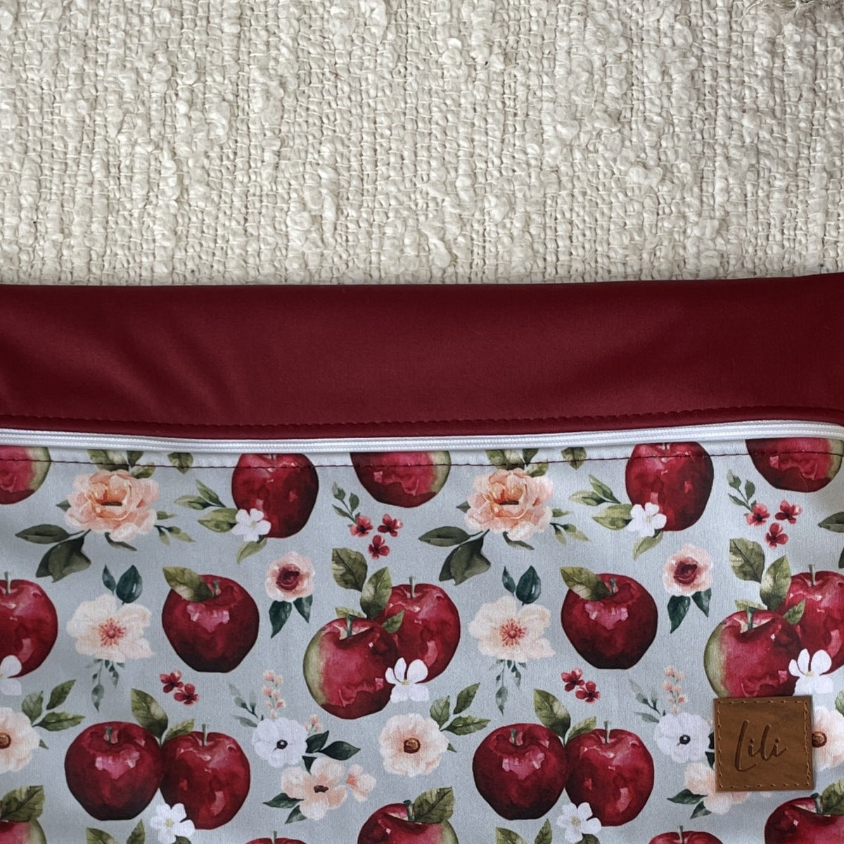 Waterproof LiliMulti bag | Queen pippin apple (Pre-order)