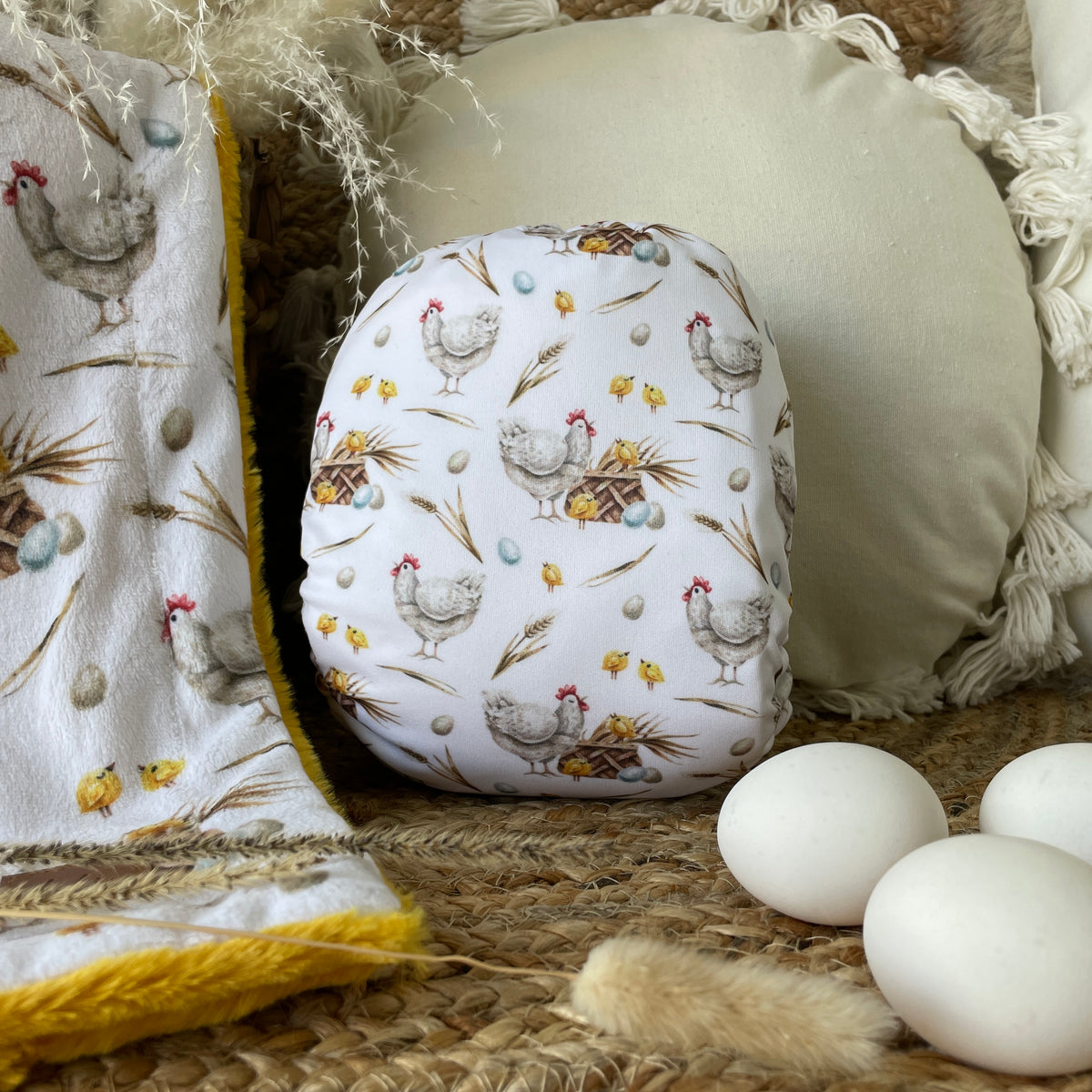Cloth diaper | NEWBORN size | A hen and her eggs (full print)