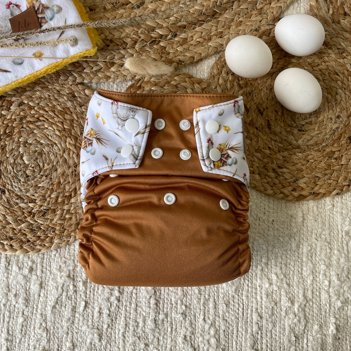 Cloth Diaper | One size | A hen and her eggs (wrap)