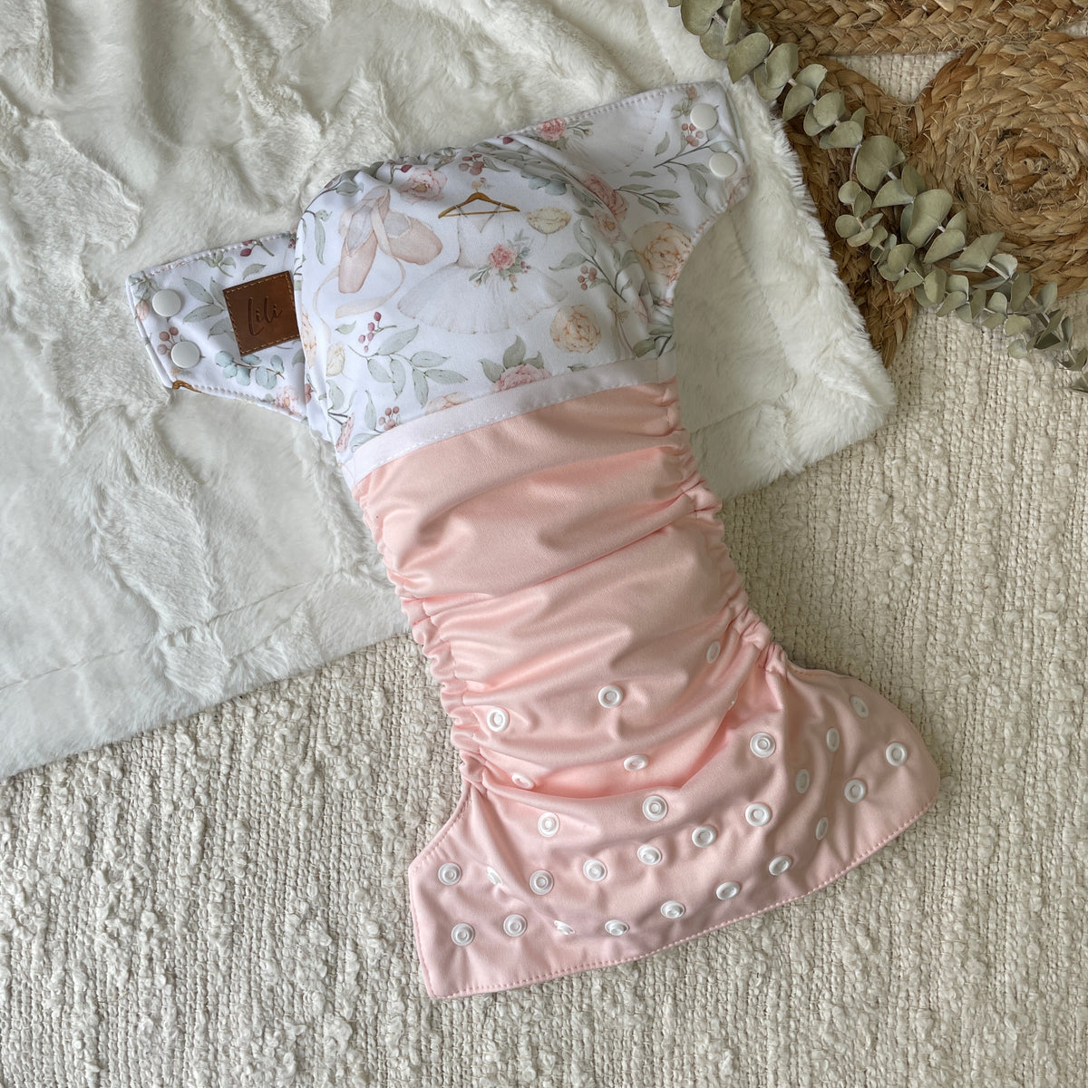Cloth Diaper | One size | Pas de deux (wrap)