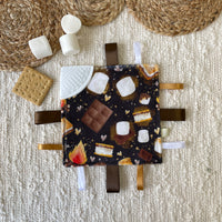 Crunchy comforter with teething corner | Hot Smores