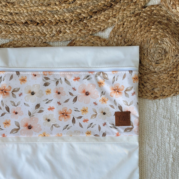 Waterproof LiliMulti bag | Country floral (Pre-order)