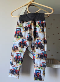 Créations Énini | Grow-with-me pants with pockets | Big red tractor (pre-order)