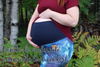 Au Pays des Merveilles | Legging pour femme avec bande de maternité | Aubergine (prêt à partir)